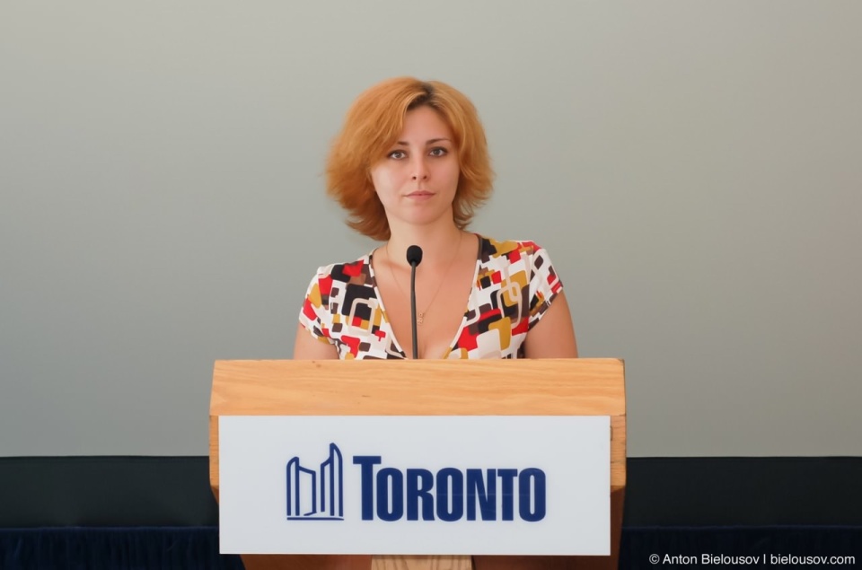 Toronto City Hall Tribune