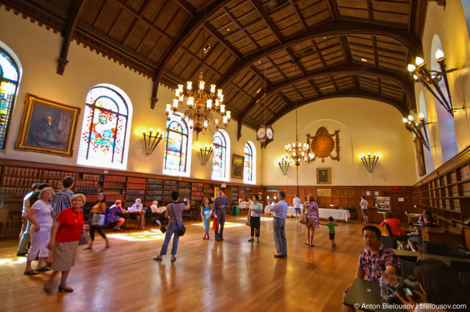 Toronto Osgoode Hall Dinning Room