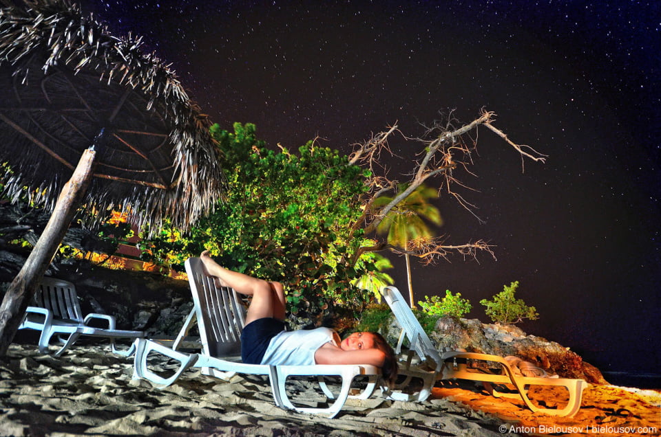 Viki posing in front of night sky (long exposure)