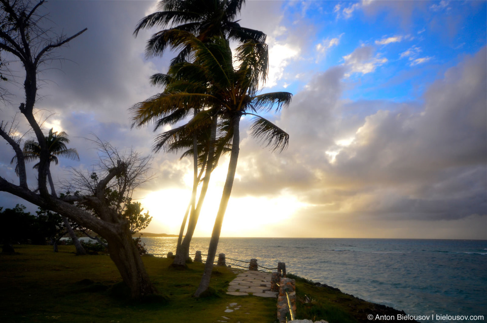 Sunset on the beach at Club Amigo Atlantico Guardalavaca hotel