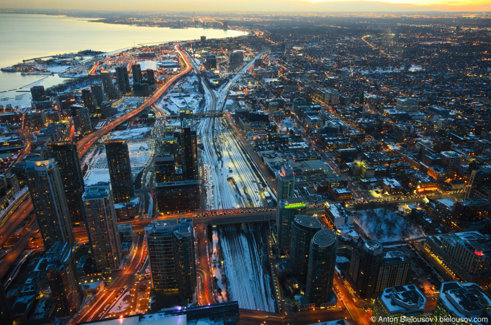 Toronto Lakeshore from CN Tower on sunset