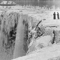 Frozen Niagara Falls in 1911 Frozen Niagara Falls in 1911