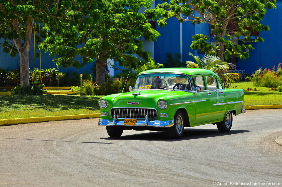 Cuban vintage Chevy