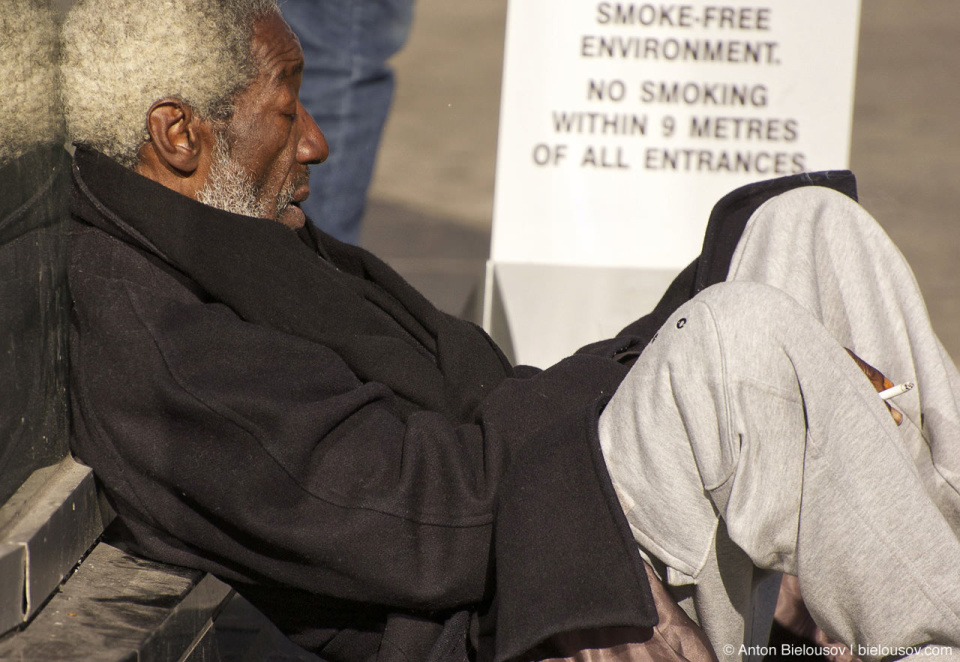 Homeless smoking in smoking free environment near Eaton's Centre (Toronto, ON)