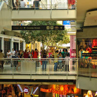 Исход из ада — Toronto Eaton's Centre Shopping Levels (Hell, Ground and Paradise) Исход из ада — Toronto Eaton's Centre Shopping Levels (Hell, Ground and Paradise)