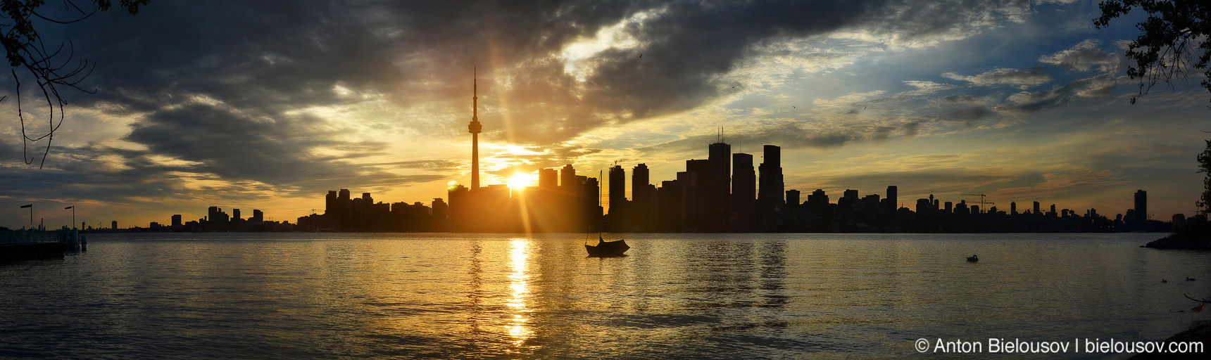 Free 67MP Toronto Dusk Skyline Panorama