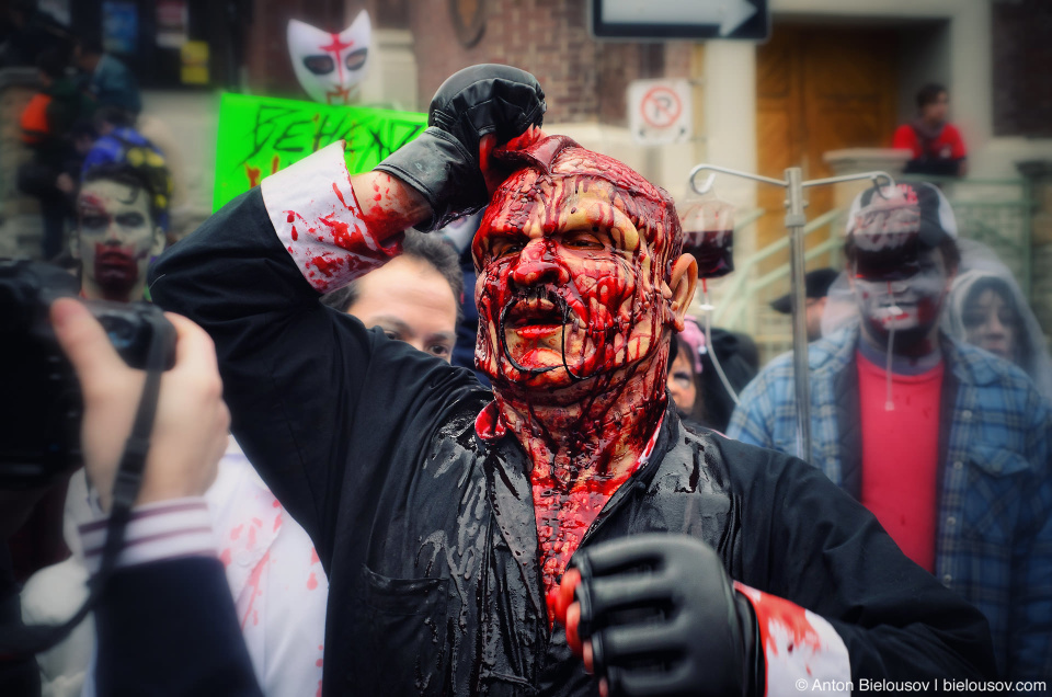 Toronto Zombie Walk 2011 Photo