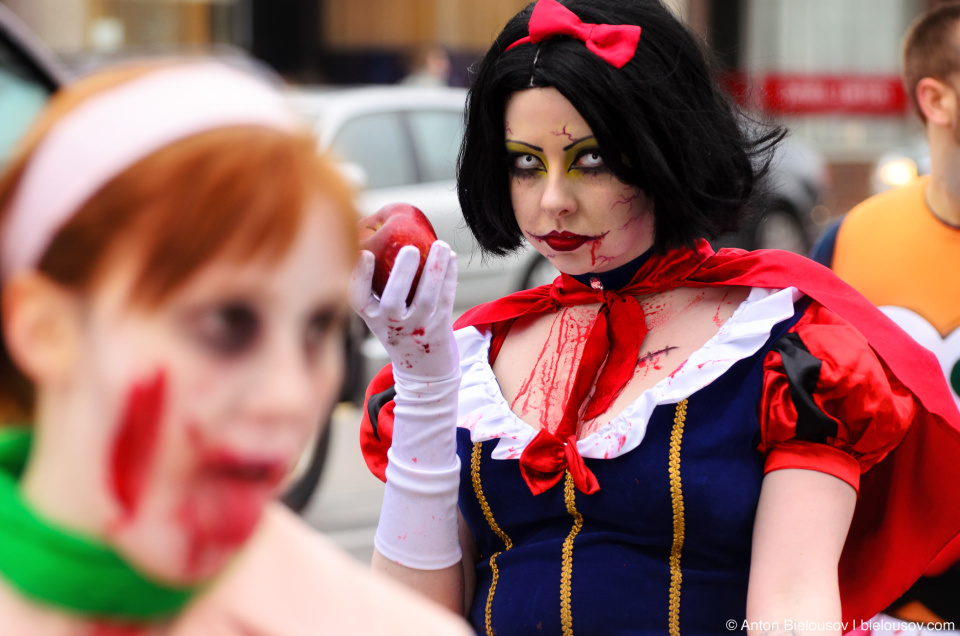 Toronto Zombie Walk 2011 Photo: Snow White 