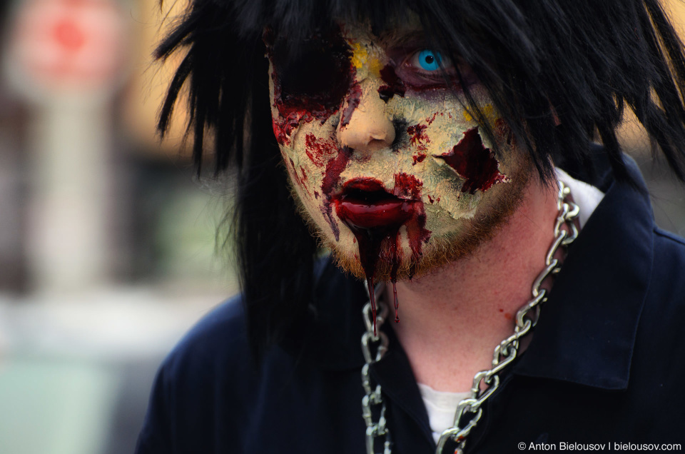 Toronto Zombie Walk 2011 Pictures