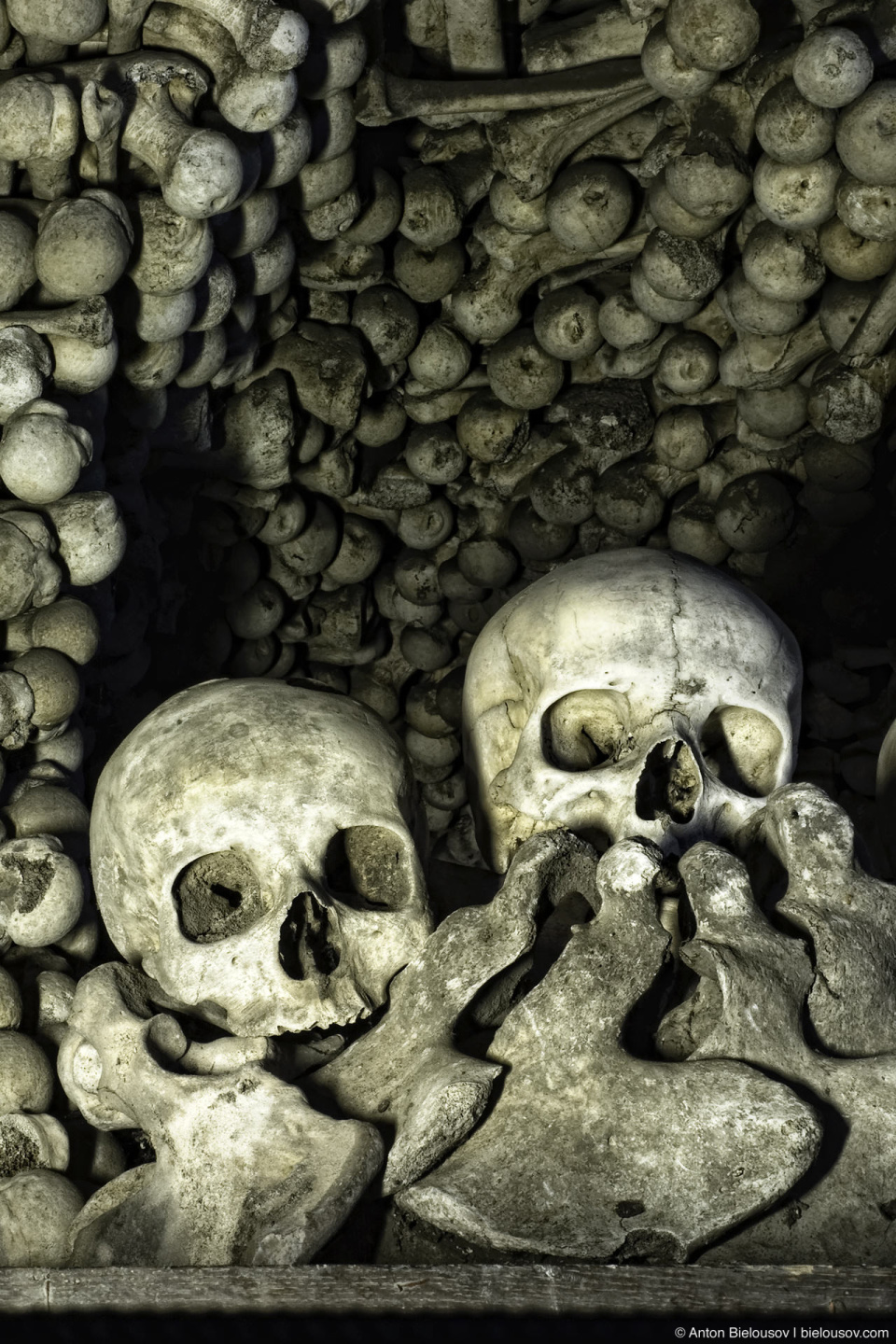 Kostnice — Sedlec Ossuary in Kutna Hora, Czech Republic