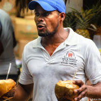 Dominican with coco loco Dominican with coco loco