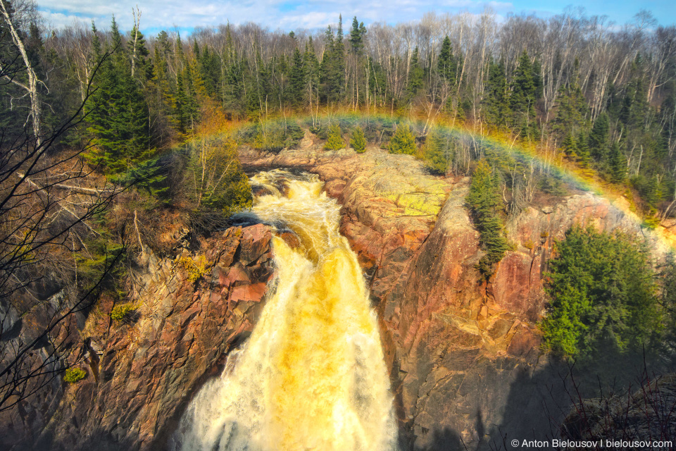 Aguasabon Falls rainbow