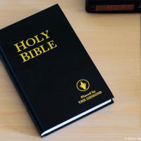 Holy Bible in hotel room (Canada) Holy Bible in hotel room (Canada)
