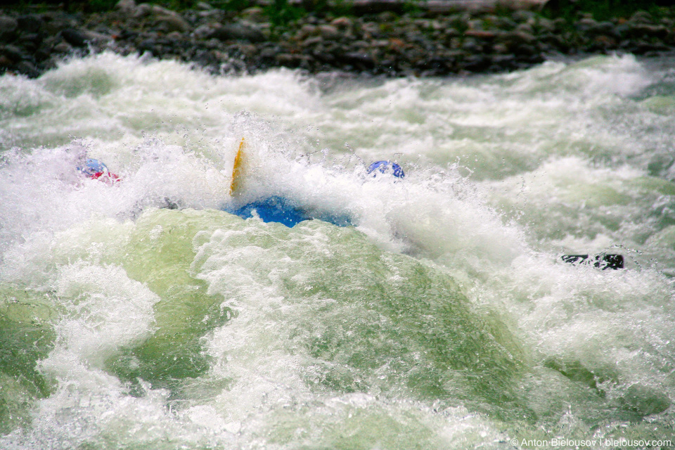 Rafting the Coquihalla River in British Columbia with Mobify team (June, 2012)