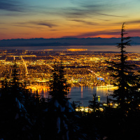 Панорама ночного Ванкувера с Grouse Mountain Панорама ночного Ванкувера с Grouse Mountain