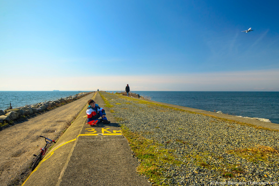 Отметка в 3км на трейле Iona Jetty