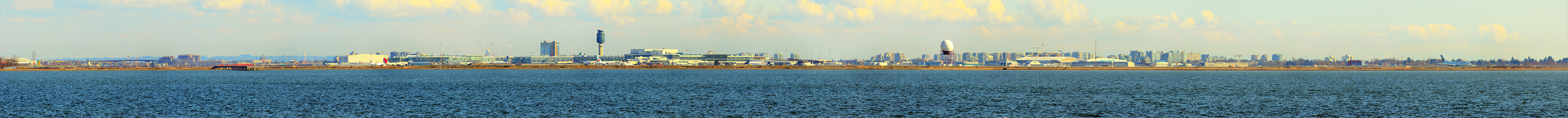 Vancouver International Airport (YVR) panorama