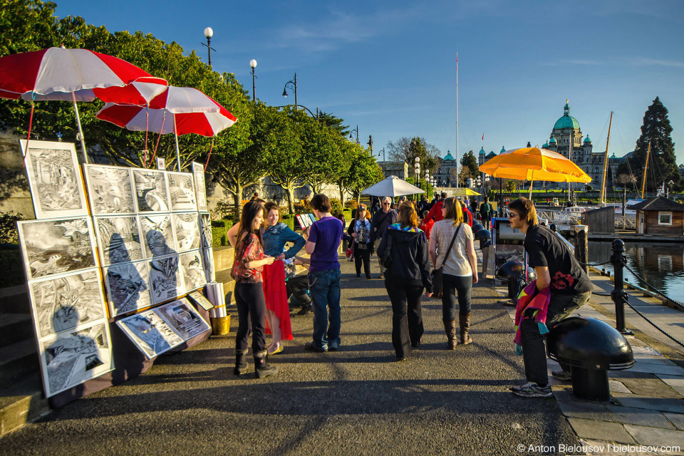 Центральная набережная в Inner Harbour (Victoria, BC)