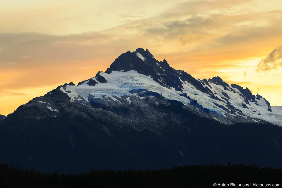 Remote glaciers on sunset at Sea to Sky Highway lookout