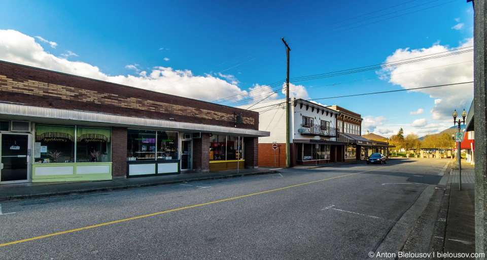 Chilliwack downtown: Mill Street