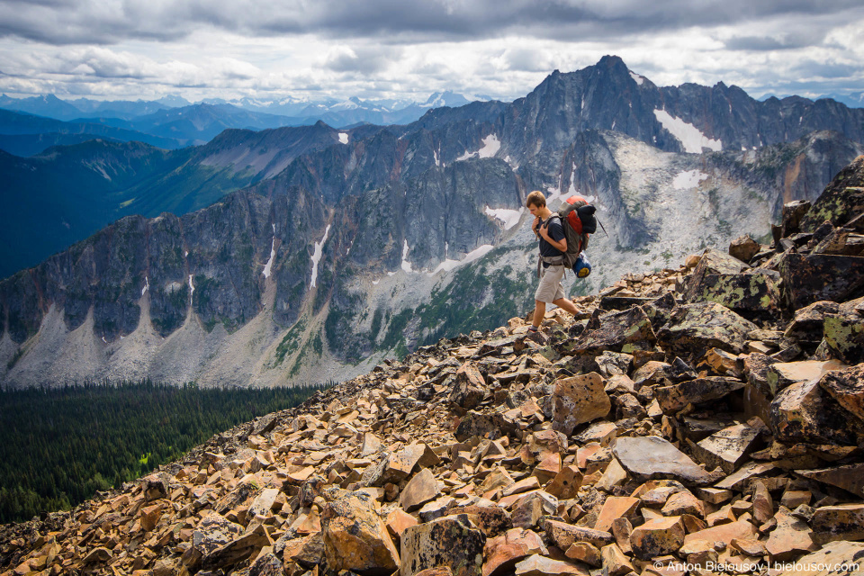 Hiking trail to Frosty Mountain