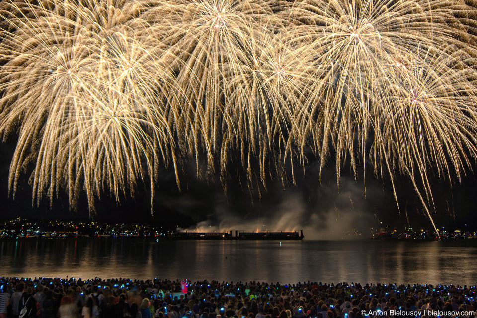 Vancouver Lights Festival 2013 Fireworks from Second Beach