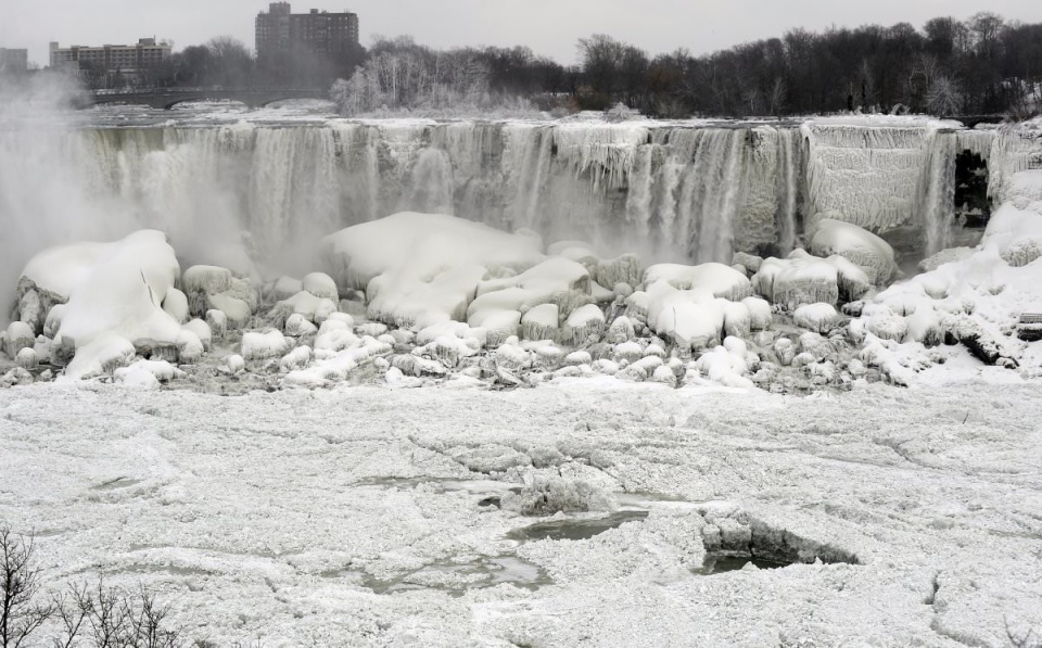 Frozen Niagara Falls