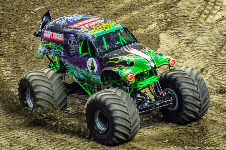 Grave Digger Monster Truck (Vancouver, BC 2014)