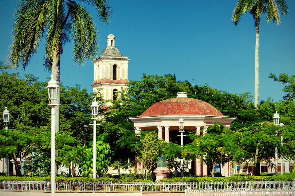 Remedios town centre park (Cuba)