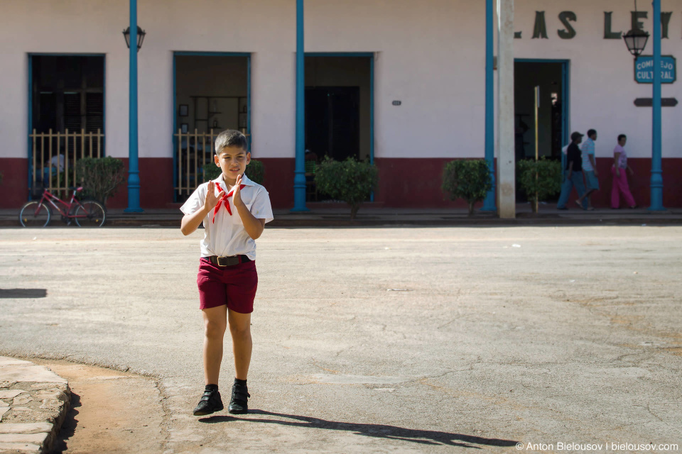 Кубинский пионер на свободе. — Remedios, Villa Clara, Cuba