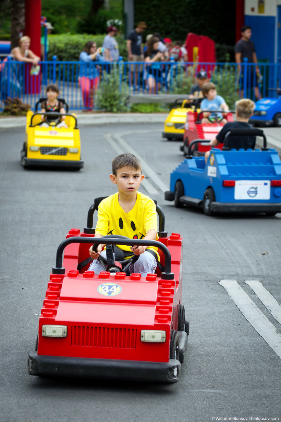 Legoland Fun Town Driving School (California)