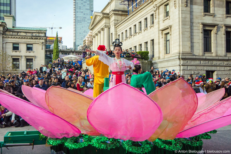 Vancouver 11th Santa Claus Parade (2014)