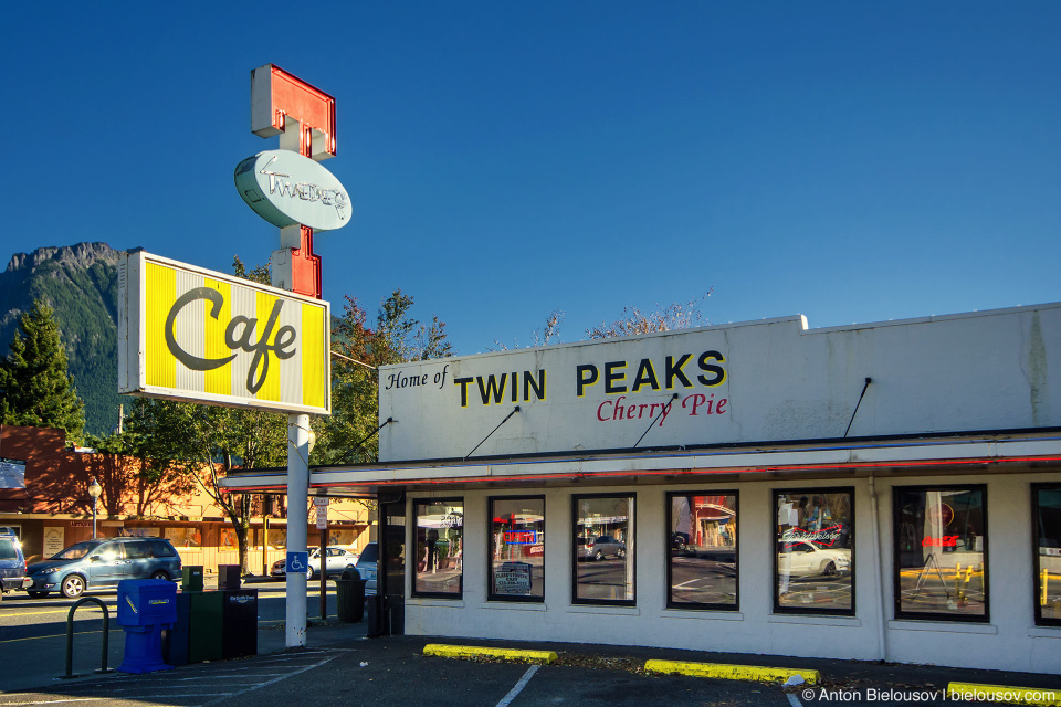 Twede's Cafe — Twin Peaks filming location (North Bend, WA)