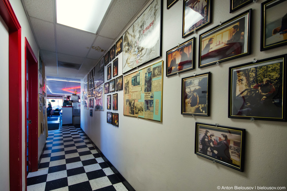 Twede's Cafe Twin Peaks Photo Wall (North Bend, WA)