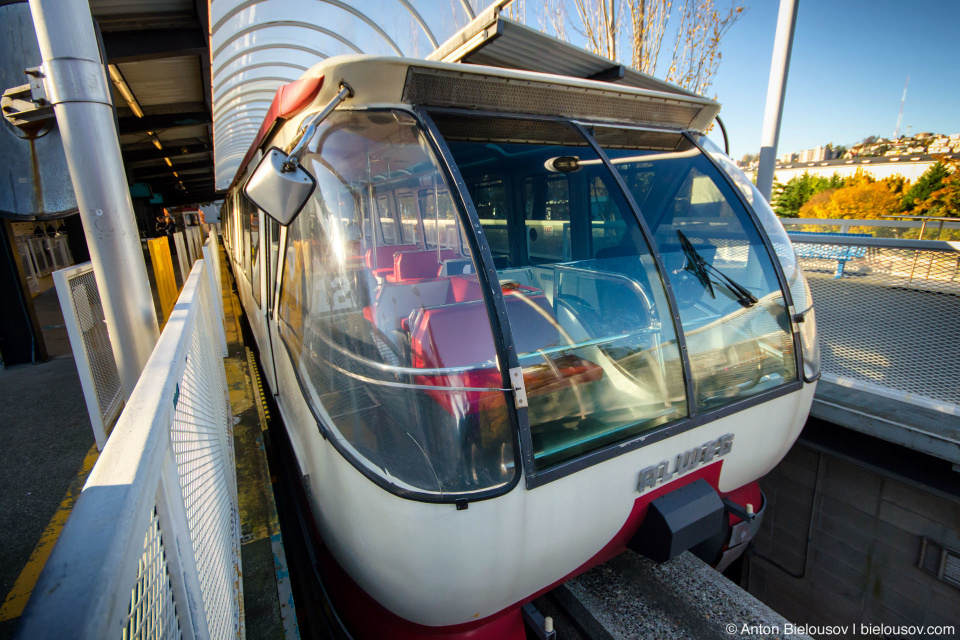 Red Alweg Monorail train on Station (Seattle, WA)