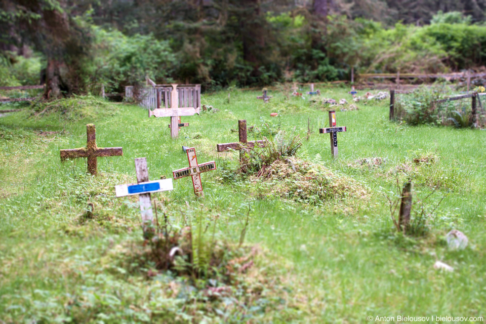 Кладбище индейцев Pacheedaht (Port Renfrew, BC)