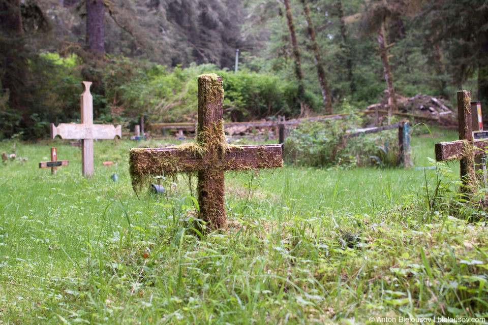 Кладбище индейцев Pacheedaht (Port Renfrew, BC)