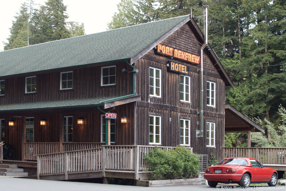 Port Renfrew Hotel and Pub