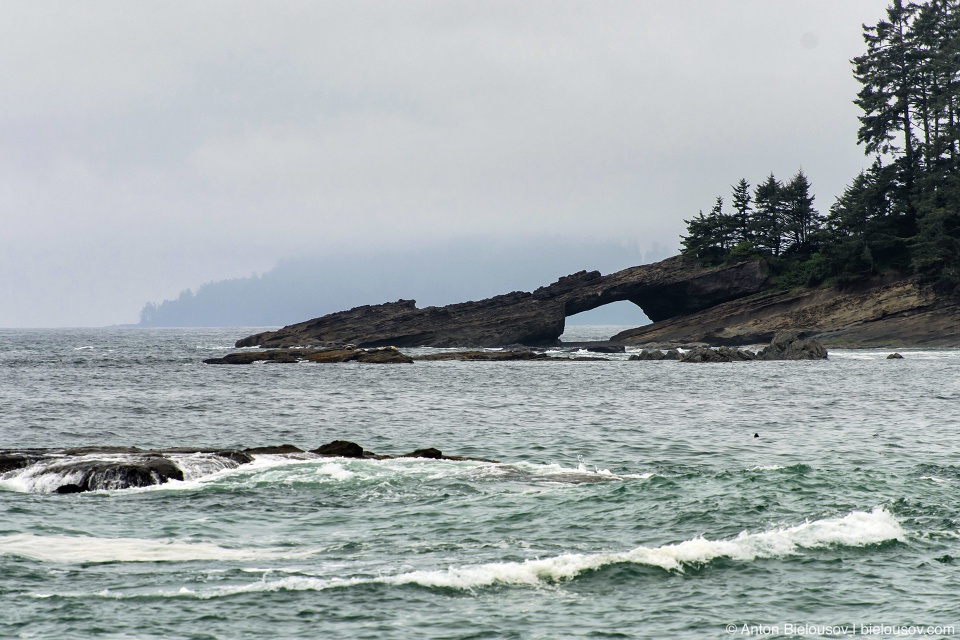 West Coast Trail: Tsusiat Point, 27 km 