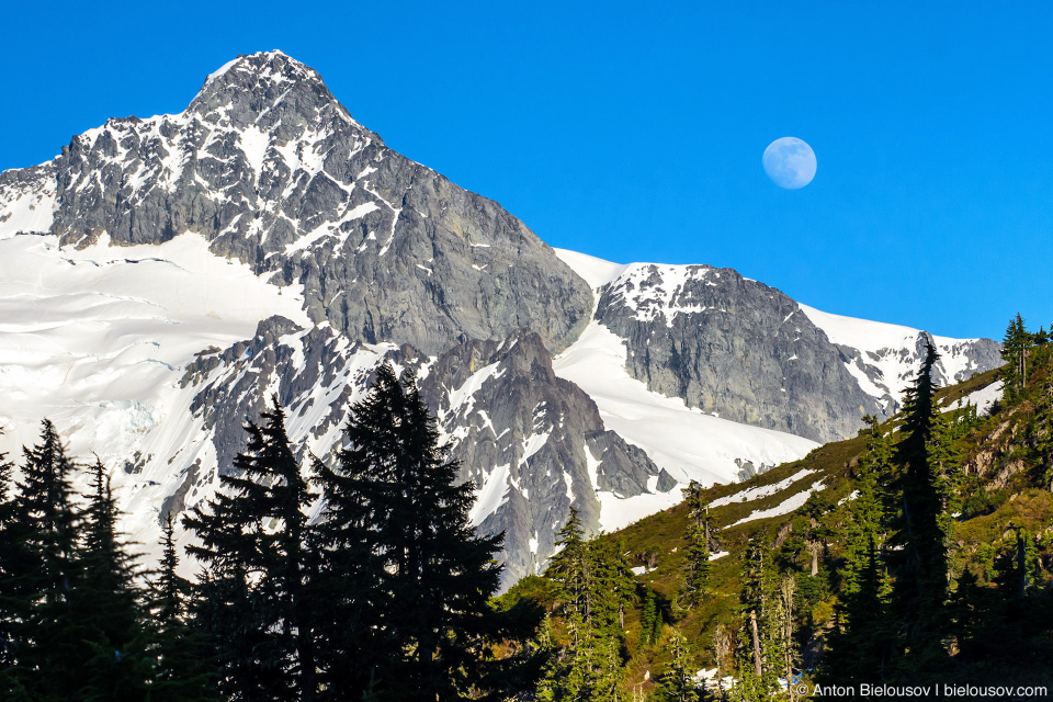 Mount Shuksan («Золотой орел»), 2,783 м