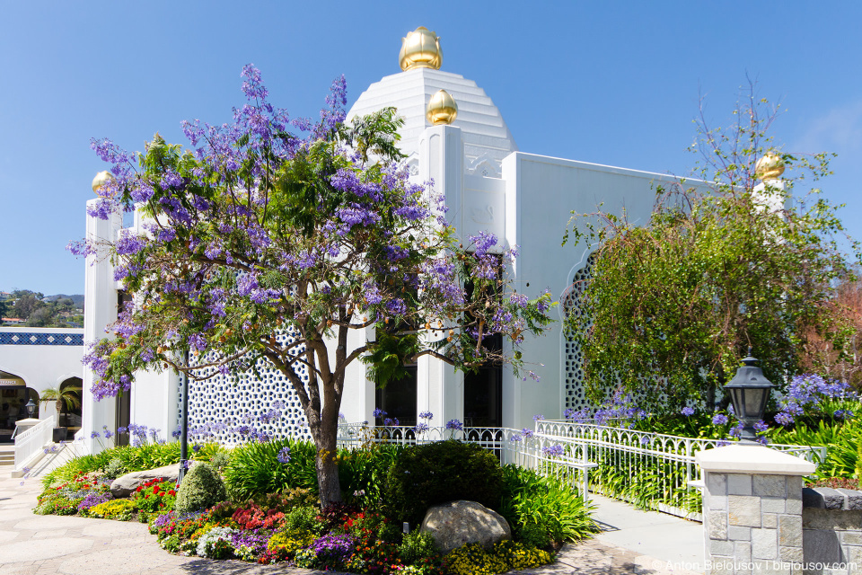  Self-Realization Fellowship Lake Shrine (Santa Monica, CA)