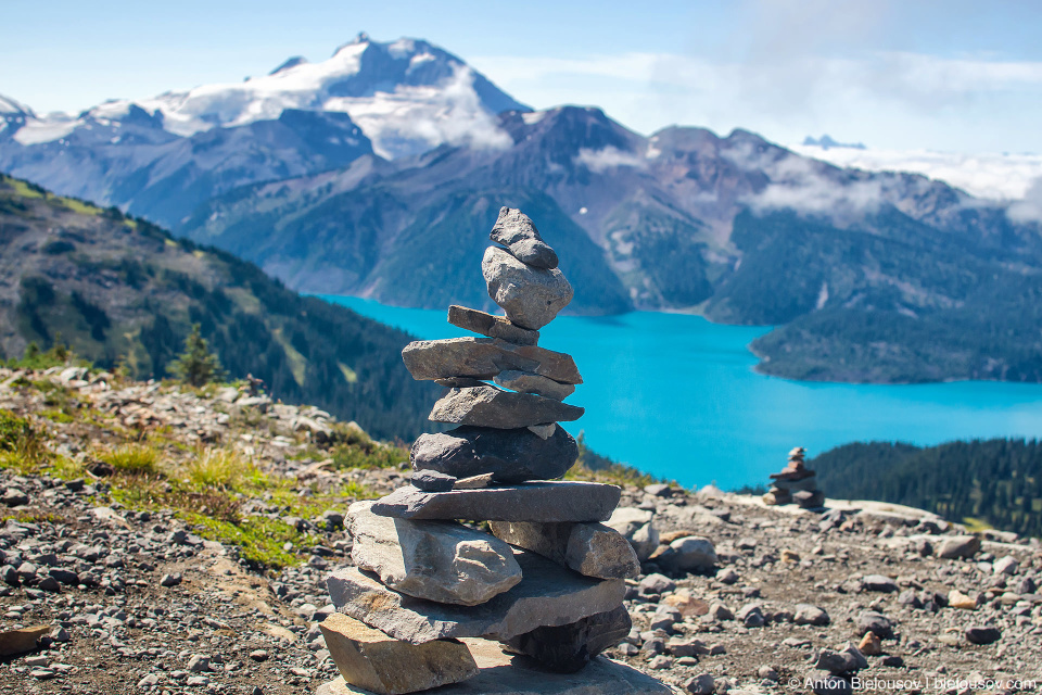 Инукшук на Garibaldi Lake