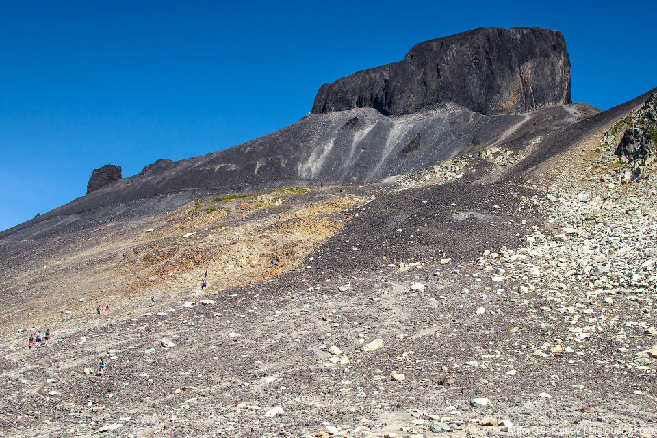 Hiking trail to Black Tusk