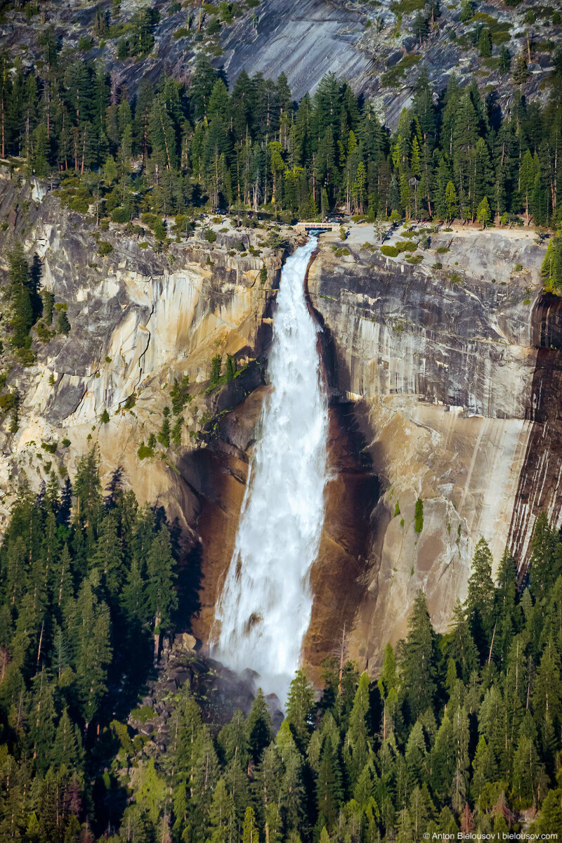 Водопад Невада высотой 181 м — излюбленное место для походов Джона Мьюра. Nevada Falls, Yosemite National Park