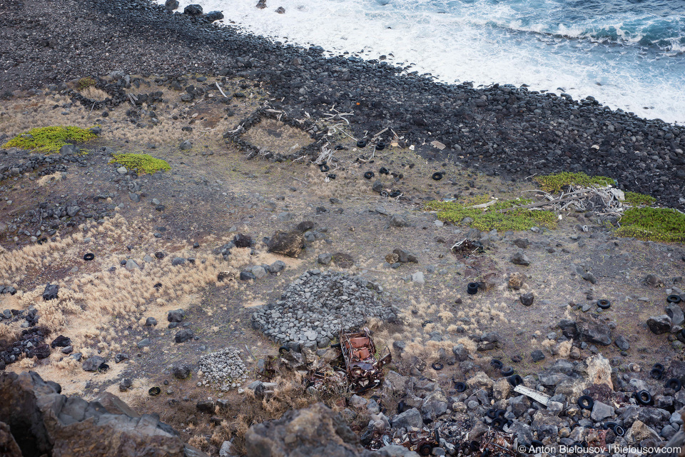 Curs wreck at Haleakala south hill side (Maui, HI)