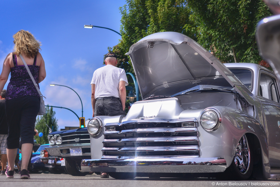 2016 Port Coquitlam Car Show — Silver Roadster