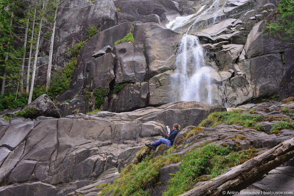 Reading at Shannon Falls Cascade (Squamish, BC)