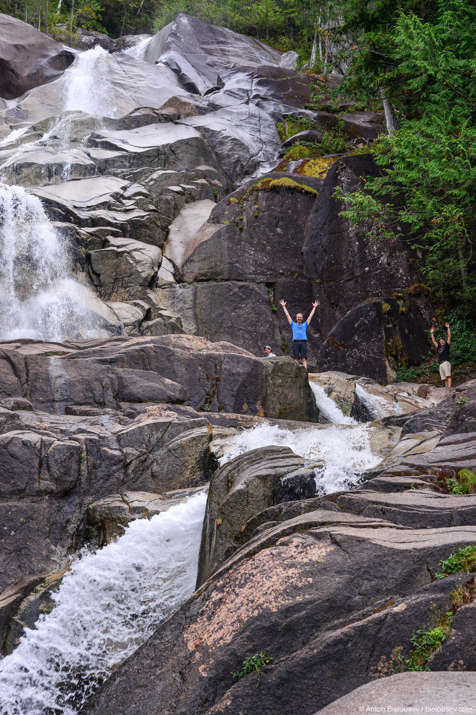 Mobify Astro Team meeting on Shannon Falls Cascade