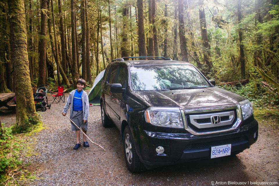 2009 Honda Pilot (Green Point Campground, Campsite #16, Pacific Rim National Park, BC)