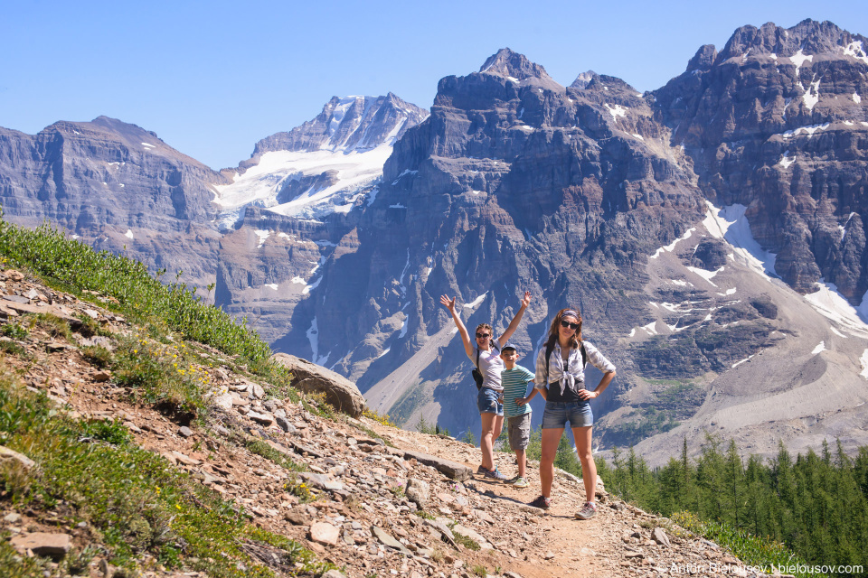 Valley of Ten Peaks view from Eiffel Lake Trail (Lake Moraine, Banff National Park)